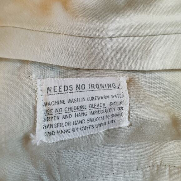 Vintage Red Geometric Aztec Inspired Print Flare Pant  Stretch Poly Retro W32" - Picture 8 of 9